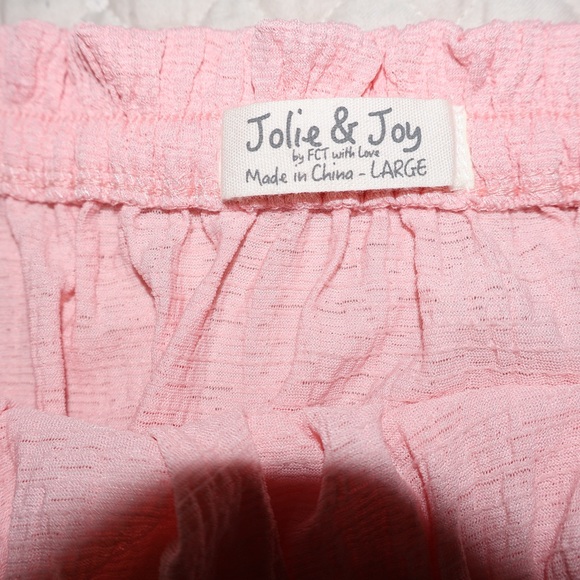 Chic Off-Shoulder Pink Blouse - Picture 2 of 4